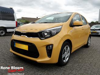 Schadeauto Kia Picanto 1.0 DPi ComfortLine 2023/9