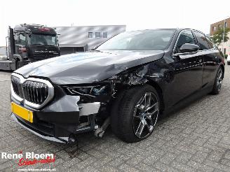 BMW 5-serie 530e picture 4