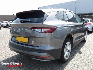 krockskadad bil auto Skoda Enyaq 50 Business Edition 2024/11