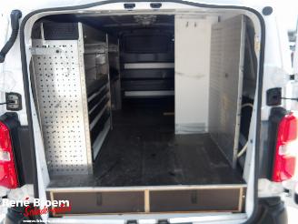 Peugeot Expert 1.5 Blue HDI  100 S&S L2 picture 14