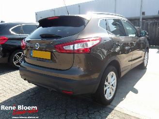 Schadeauto Nissan Qashqai 1.2 Business Edition 116pk Automaat 2017/3
