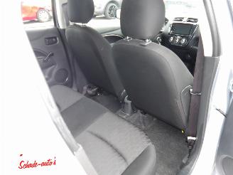 Mitsubishi Space-star 1.2 Connect picture 7