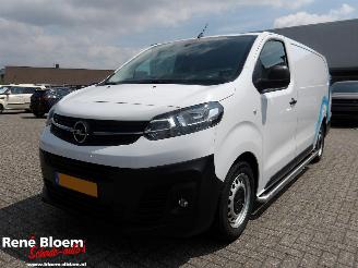 Schade bestelwagen Opel Vivaro 1.5 CDTI L3H1 Edition 2023/2