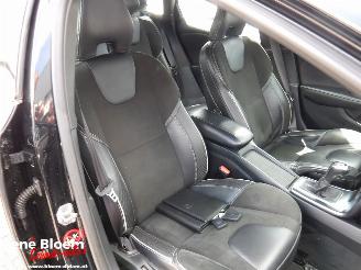 Volvo V-40 D4 R-Design Navi 190pk picture 16