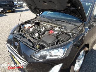 Ford Focus 1.0 Ecoboost Business picture 20