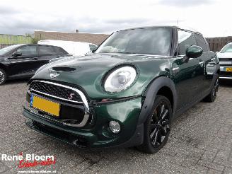 Damaged car Mini Cooper S 2.0 Chili Business 5dr5s 192pk 2017/11