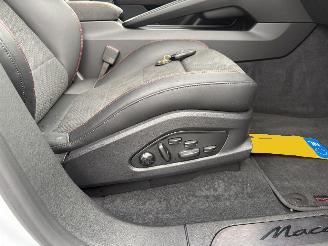 Porsche Macan GTS 100kwh picture 15