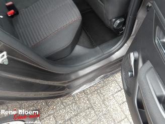 Peugeot 208 1.2 Puretech Active 5drs picture 11
