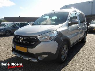 uszkodzony samochody osobowe Dacia Dokker 1.6 SCE Bi-Fuel Ambiance 2019/2