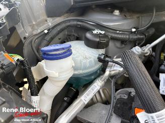 Peugeot e-2008 EV GT Advantage 54kwh picture 11