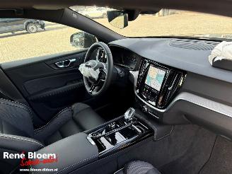 Volvo V-60 2.0 T6 Plug-in-Hybrid AWD Plus Dark 253pk picture 11