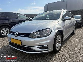 Vaurioauto  passenger cars Volkswagen Golf 1.0 TSI Comfortline NAVI 5drs 2018/6
