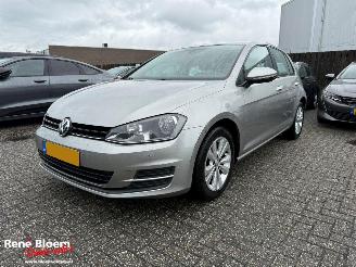 Vaurioauto  passenger cars Volkswagen Golf 1.2 TSI Comfortline 5drs Airco 2013/1