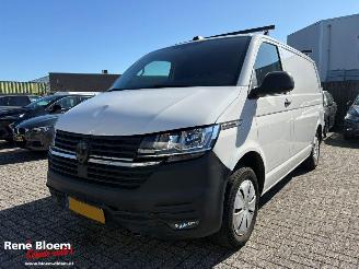 dañado vehículos comerciales Volkswagen Transporter 2.0 TDI L1H1 110pk 2023/8