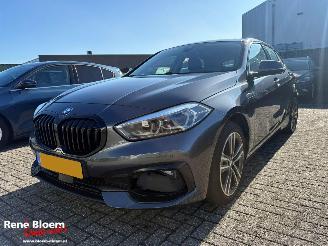 skadebil auto BMW 1-serie 118i Business Edition 2021/8