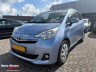 Vaurioauto  passenger cars Toyota Verso S 1.3 VVT-i Aspiration Aut Navi 2012/1