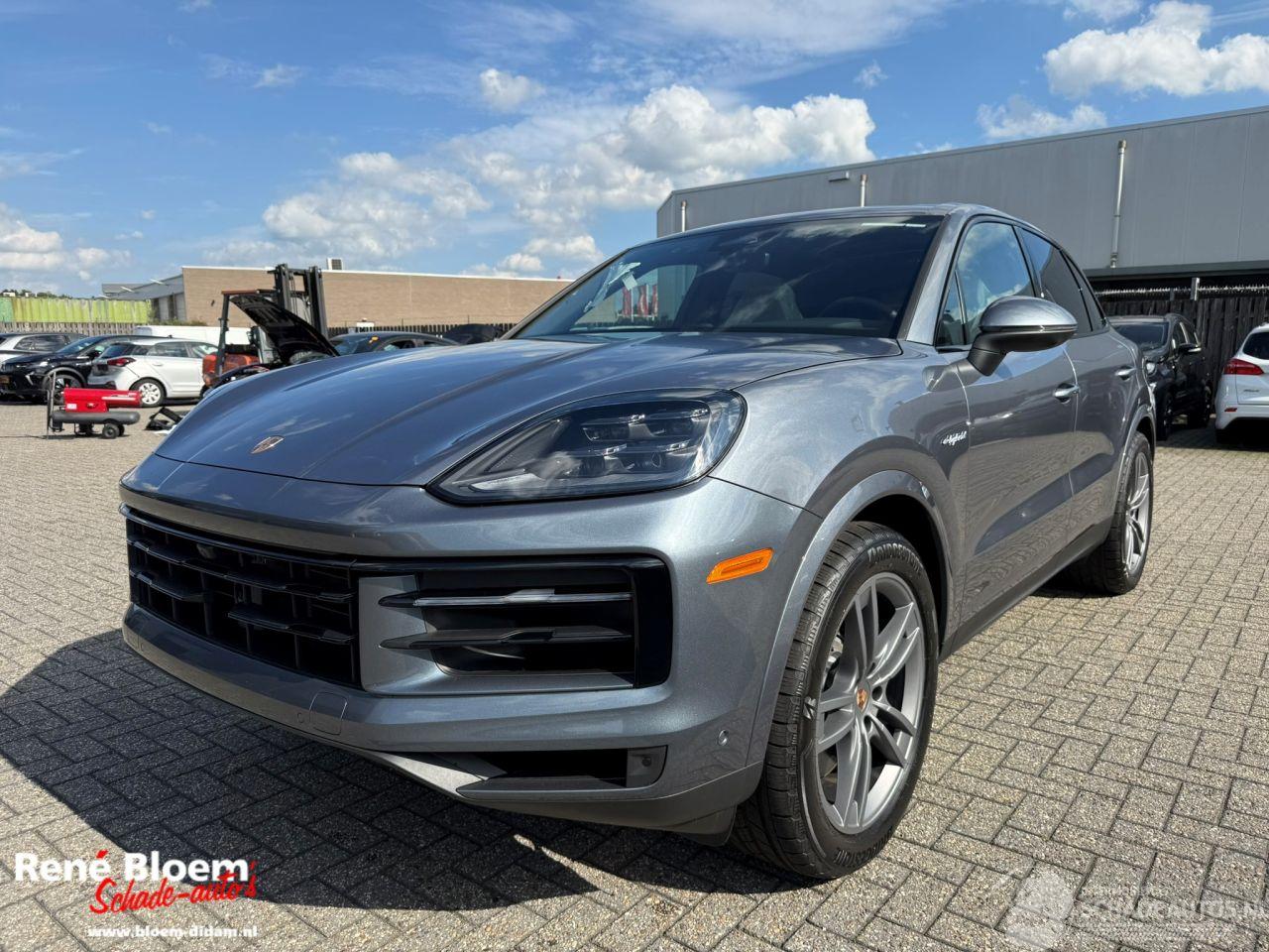 Porsche Cayenne 3.0 E-Hybrid 470pk Full Option Sport Chrono