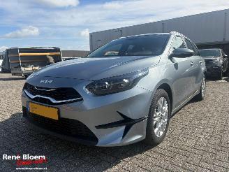 Voiture accidenté Kia Ceed 1.0 T-GDi DynamicLine 2022/9
