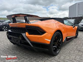 Damaged car Lamborghini Huracan 5.2 V10 Performante 639pk 2019/2