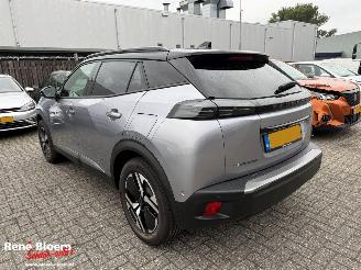 Peugeot e-2008 EV GT 54kWh picture 5