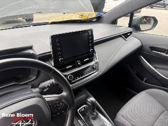 Toyota Corolla 1.8 Hybrid Dynamic Aut picture 19