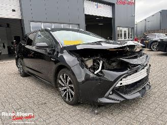 Toyota Corolla 1.8 Hybrid Dynamic Aut picture 2