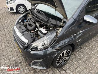 Peugeot 108 1.0 e-VTI Allure 72pk 5drs Airco picture 12