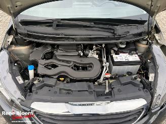 Peugeot 108 1.0 e-VTI Allure 72pk 5drs Airco picture 11