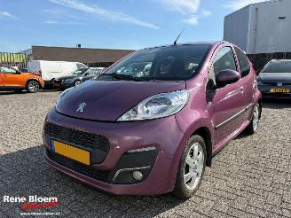 Voiture accidenté Peugeot 107 1.0 Active 5-drs Airco 2012/4
