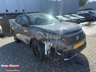 Peugeot 2008 1.2 Hybrid 145 GT picture 5