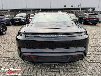 Porsche Taycan 4S Full Option picture 6
