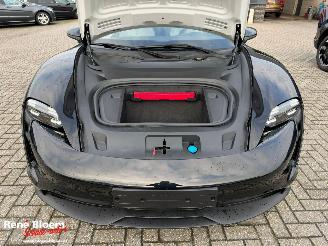 Porsche Taycan 4S Full Option picture 24