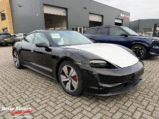 Porsche Taycan 4S Full Option picture 2