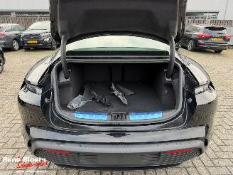 Porsche Taycan 4S Full Option picture 7