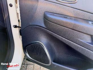 Renault Captur 1.3 TCE Intens 131pk picture 12