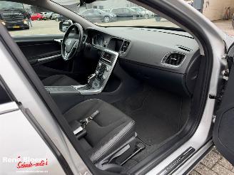 Volvo V-60 2.4 D5 Twin Engine Lease Edition picture 7