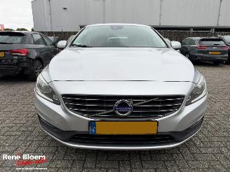 Volvo V-60 2.4 D5 Twin Engine Lease Edition picture 6