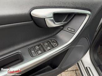Volvo V-60 2.4 D5 Twin Engine Lease Edition picture 11