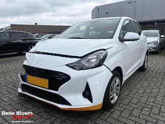 Vaurioauto  passenger cars Hyundai I-10 1.0 Comfort 5-drs Airco 2023/10