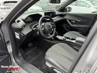 Peugeot 2008 1.2 Hybrid 136 Allure Automaat picture 11