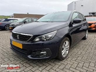 Coche accidentado Peugeot 308 1.2 Puretech Executive 2018/2