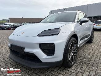 Coche accidentado Porsche Macan 4 100 kwh Full Option 386pk 2025/7