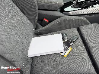 Audi A5 AVANT 2.0 e-Hybrid Quattro S-edition picture 12