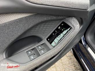 Audi A5 AVANT 2.0 e-Hybrid Quattro S-edition picture 18