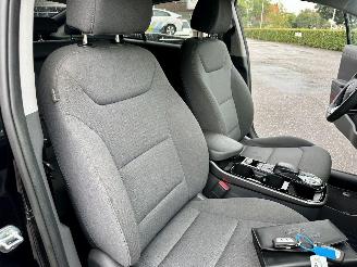 Hyundai Ioniq gereserveerd Comfort EV 136pk  + f1 flippers - facelift - nap - 2x laadkabels - navi - camera - front + line + side assist - wegenbelastingvrij - keyless entry + start picture 56