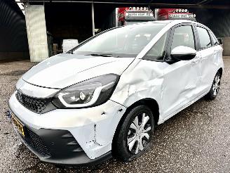Honda Jazz 1.5 E-HEV gereserveerd Hybrid automaat - 311km nap - camera - front + line assist - stoelverw - xenon led - bwjr 2024 - pdc v+a picture 2
