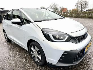 Honda Jazz 1.5 E-HEV gereserveerd Hybrid automaat - 311km nap - camera - front + line assist - stoelverw - xenon led - bwjr 2024 - pdc v+a picture 3