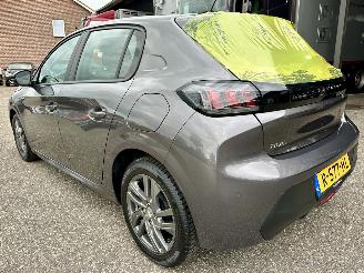 Peugeot 208 1.2 PureTech 75pk Active Pack 5drs - nap - navi - led - airco - cruise - pdc - line assist - lmv - Apple CarPlay + Android picture 7