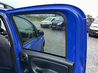 Fiat Panda 0.9TwinAir Turbo 4x4 Cross 6-bak - nap - clima - elektr pakket - lmv - privacy glass - led - trekhaak picture 56