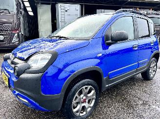Fiat Panda 0.9TwinAir Turbo 4x4 Cross 6-bak - nap - clima - elektr pakket - lmv - privacy glass - led - trekhaak picture 2